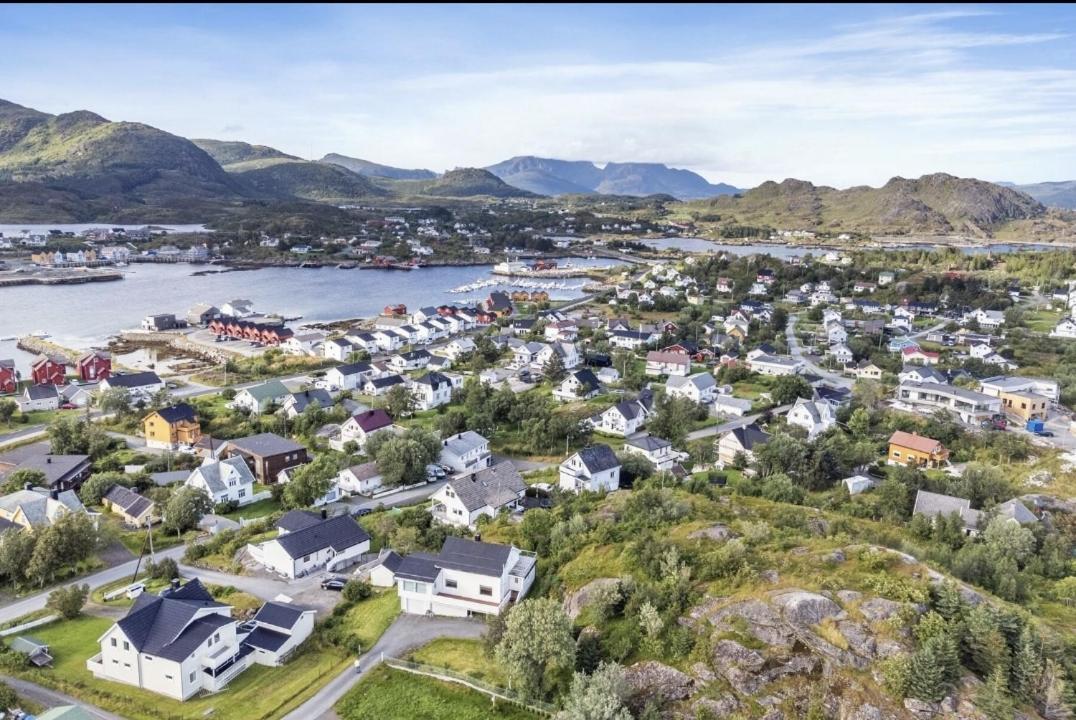 Your Place To Stay In Lofoten At Our Family House! Ballstad Extérieur photo